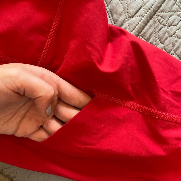 Lululemon Pace Rival Crops - Picture 6 of 7